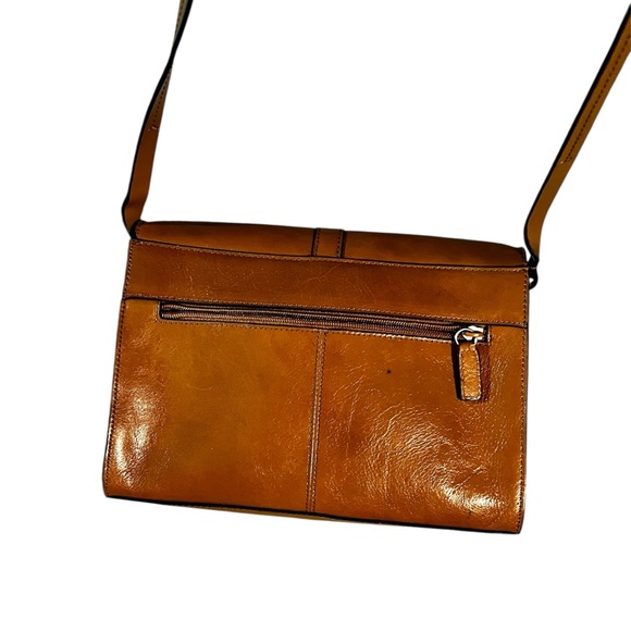 EGO Vintage genuine  Leather Tan Shoulder Bag with Silver Hardware - Picture 4 of 13